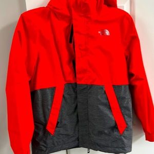 North face jacket boys 10/12 very good condition